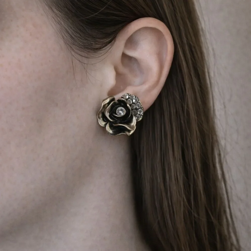 Éclat Gold-Tone Floral Earrings with Genuine Swarovski Crystals